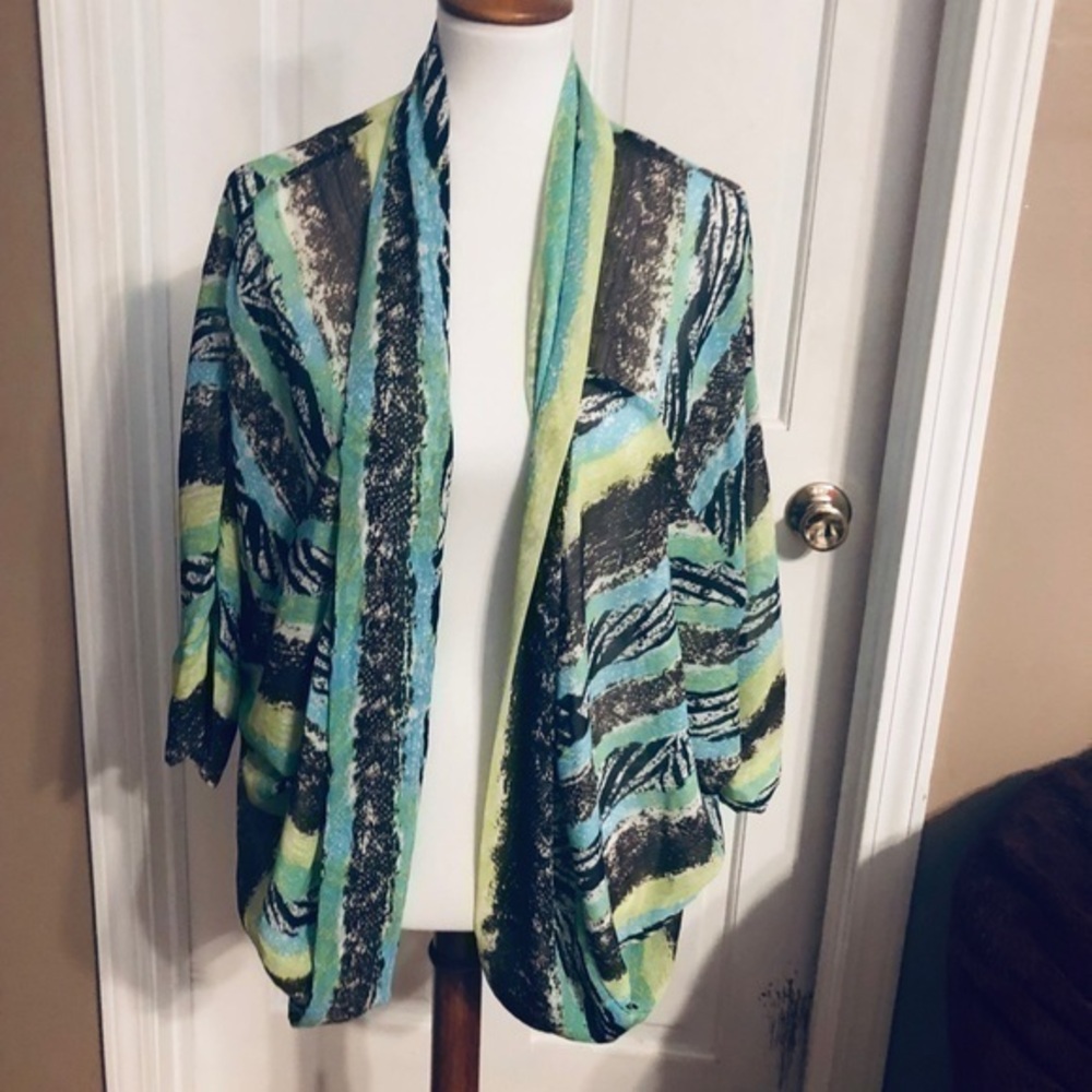 Zac & Rachel Shrug Shirt